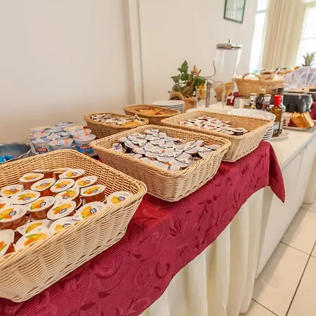 Hotel Michelangelo 3*