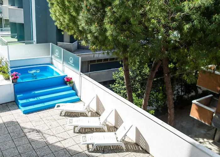 Ξενοδοχείο Michelangelo Μπελάρια-Ιτζέα Μαρίνα