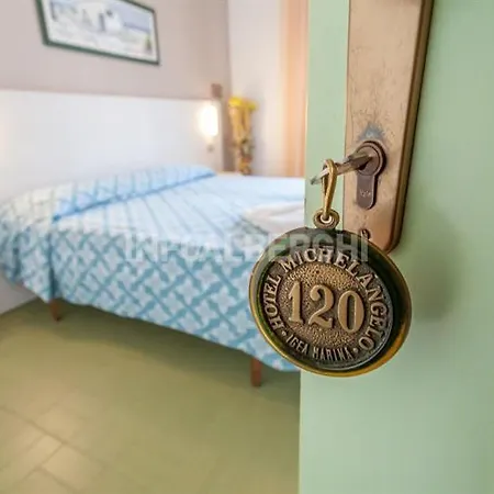 Michelangelo Hotel 3*